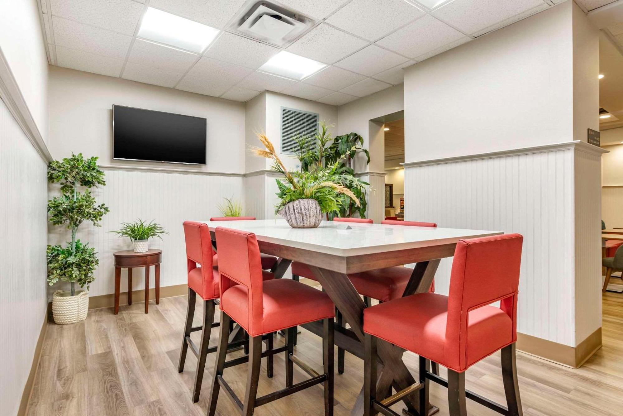 Comfort Suites Ocean City West West Ocean City Экстерьер фото