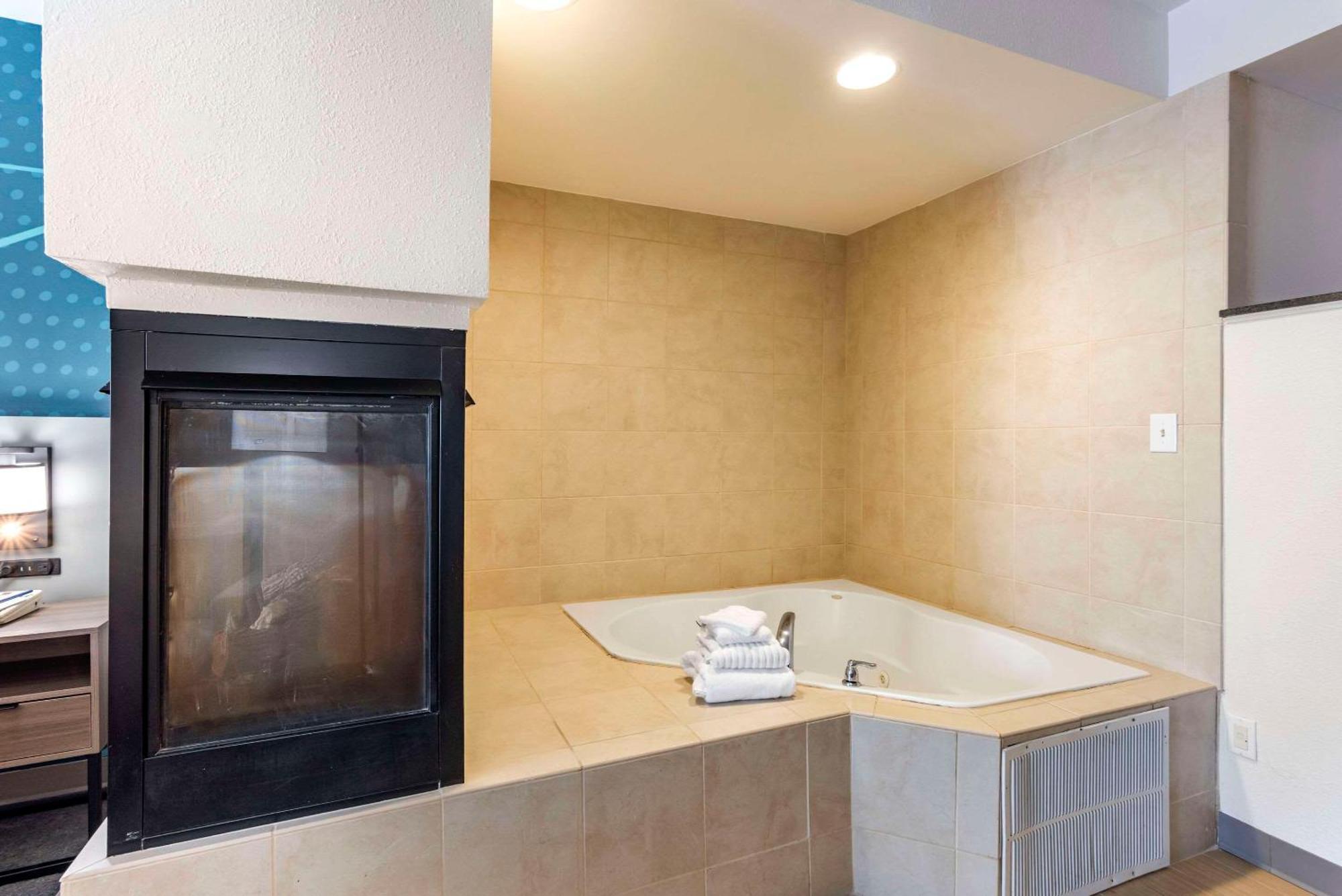 Comfort Suites Ocean City West West Ocean City Экстерьер фото